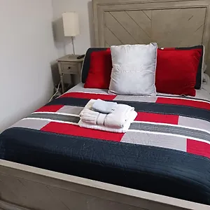 Two-bedrooms Sofi, Forum, Spacex Cozy Apartment